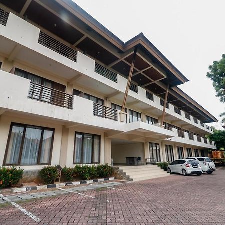 Reddoorz Premium @ Bukit Damai Indah Hotel Balikpapan Kültér fotó