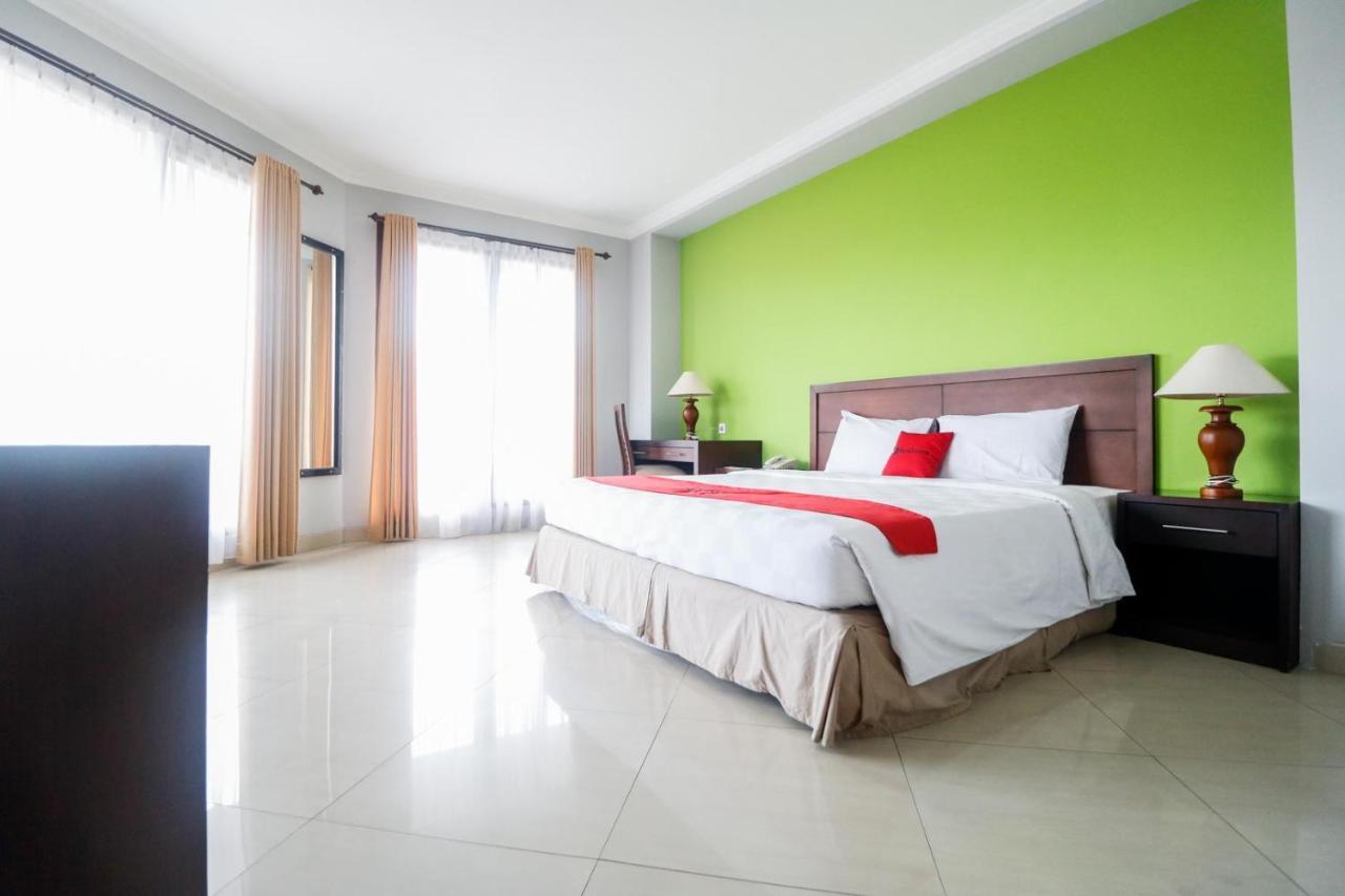 Reddoorz Premium @ Bukit Damai Indah Hotel Balikpapan Kültér fotó
